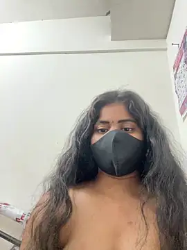 sexy-riyaa43 online show from 05-03-26, 09:40