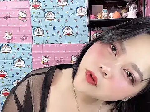 Snapshot of Nhanlu009 chatting on 06-16-26, 01:11 Nhanlu009 online show from 06-16-26, 01:11