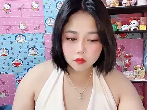 Snapshot of Nhanlu009 chatting on 06-06-26, 12:32 Nhanlu009 online show from 06-06-26, 12:32