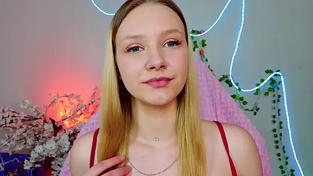 StaceyyJones online show from 04-05-26, 07:59