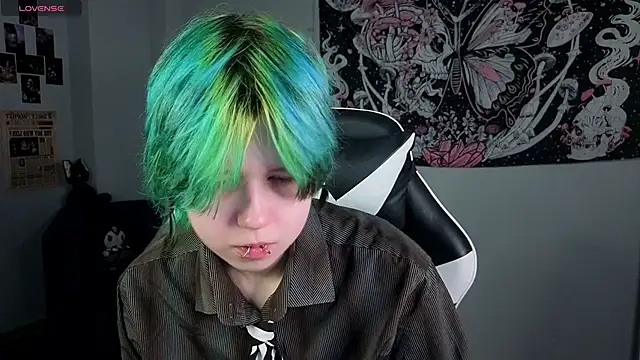 LittleKittenStar online show from 05-04-26, 03:10