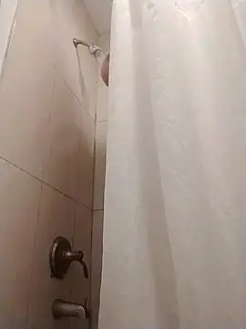 Snapshot of riotstarter187 chatting on 03-26-26, 08:23 riotstarter187 online show from 03-26-26, 08:23