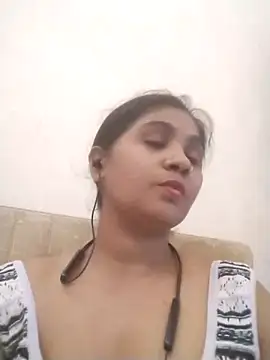 LovelyRenu online show from 03-31-26, 10:39