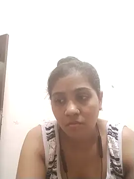 LovelyRenu online show from 03-30-26, 02:18