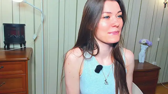 JulissaLipoma online show from 04-03-26, 07:37