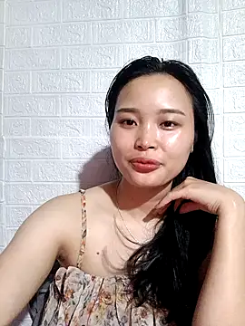 Akile80 online show from 04-04-26, 07:26