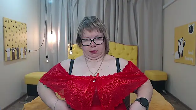 BonnnyBoobsy online show from 04-25-26, 06:27