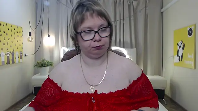 Snapshot of BonnnyBoobsy chatting on 05-11-26, 12:06 BonnnyBoobsy online show from 05-11-26, 12:06