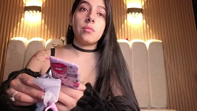 Melannyy V online show from 03-20-26, 12:50