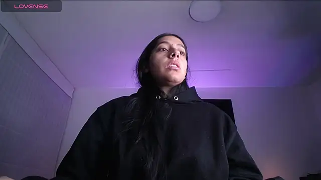 Melannyy V online show from 07-28-26, 12:12