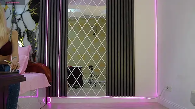 ZyraAngel online show from 03-29-26, 01:46