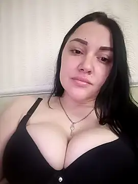 Elsie-Nora online show from 04-02-26, 07:48