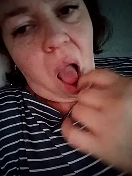 ViktoriaToytor55 online show from 05-31-26, 06:09