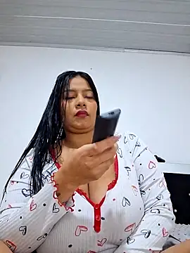 Megan hugeboobs online show from 04-08-26, 12:50