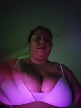 Snapshot of Estefilolita chatting on 06-09-26, 02:40 Estefilolita online show from 06-09-26, 02:40