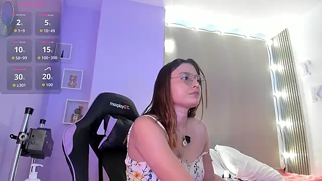 Littletammy4u online show from 05-10-26, 02:52