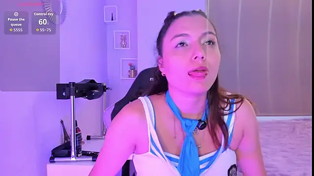 Littletammy4u online show from 06-18-26, 11:48