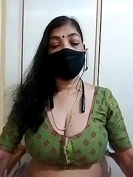 Snapshot of SanthiyaTamil01 chatting on 04-16-26, 11:55 SanthiyaTamil01 online show from 04-16-26, 11:55