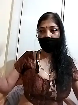 Snapshot of SanthiyaTamil01 chatting on 04-15-26, 08:42 SanthiyaTamil01 online show from 04-15-26, 08:42