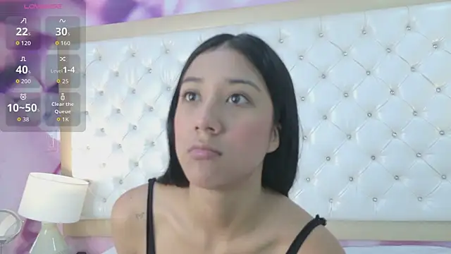 ninaBravu online show from 06-08-26, 01:33