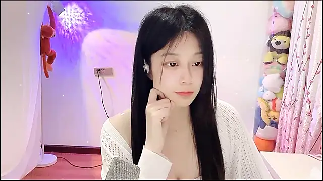 QQ-7890 online show from 04-24-26, 06:04