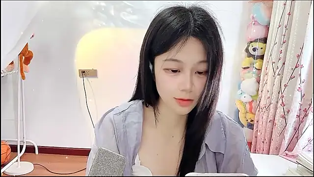 QQ-7890 online show from 04-20-26, 05:21