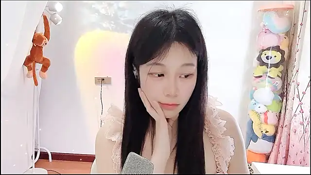 QQ-7890 online show from 04-18-26, 03:14