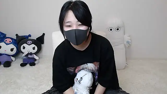 nanami nyann online show from 03-19-26, 09:09