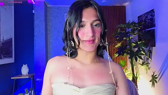 Zoee Kiss  online show from 06-27-26, 05:35