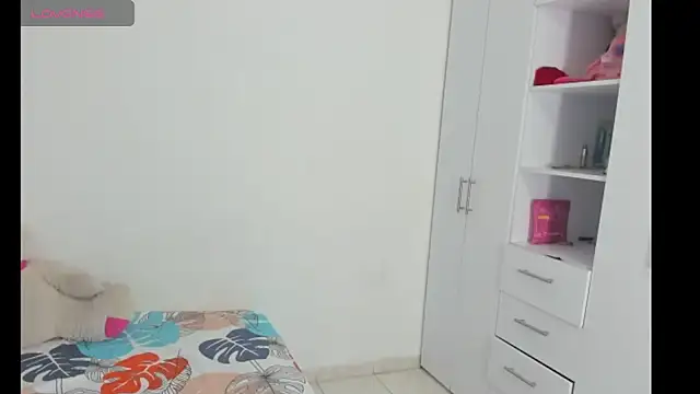 Snapshot of Atenea_19_ chatting on 06-16-26, 10:15 Atenea 19 online show from 06-16-26, 10:15