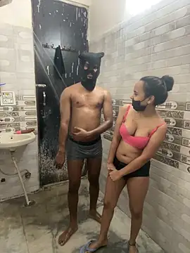 couple-new online show from 04-18-26, 11:34