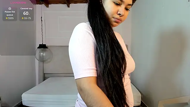 MilaHeat1 online show from 06-17-26, 07:57