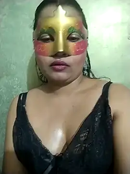 PriyankaSuthhar online show from 04-12-26, 08:12