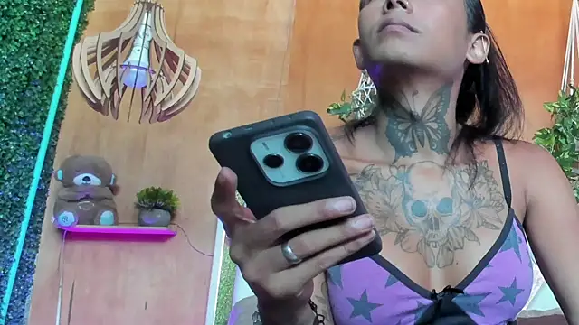 Isabella Rosewood online show from 03-31-26, 02:52