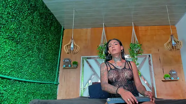 Isabella Rosewood online show from 05-18-26, 07:29