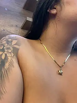 emiiross online show from 04-11-26, 06:22