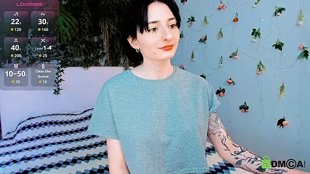 Kira  Cutie online show from 05-30-26, 09:20