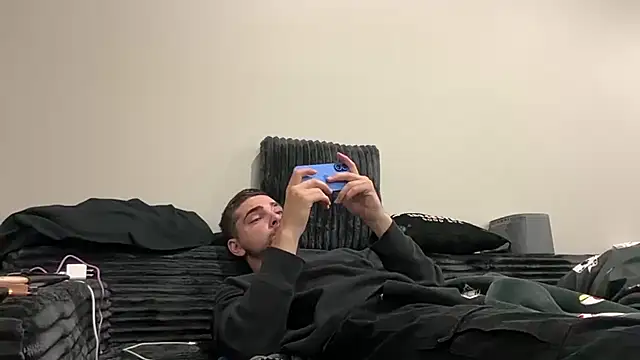 dommydom7177 online show from 07-06-26, 02:35
