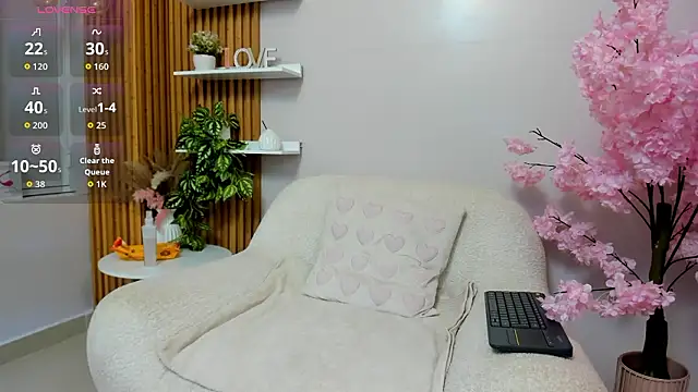 Maiasweet  online show from 03-29-26, 02:24