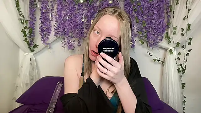 ElfGirlAna online show from 03-26-26, 03:43