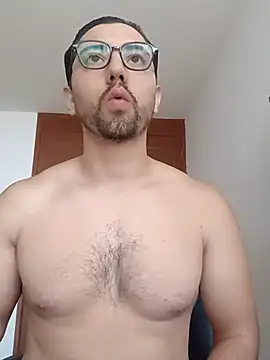 Snapshot of Azelfit chatting on 03-23-26, 04:40 Azelfit online show from 03-23-26, 04:40