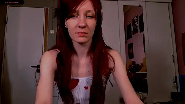 Snapshot of bzzz_bzzz chatting on 03-29-26, 11:06 bzzz bzzz online show from 03-29-26, 11:06