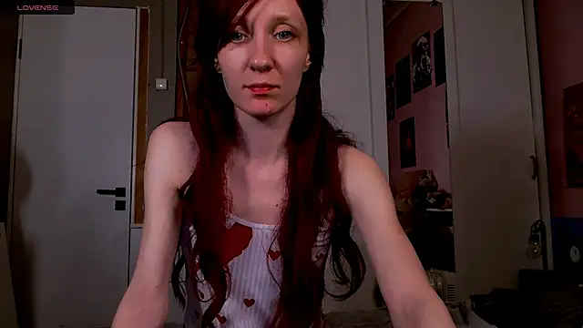Snapshot of bzzz_bzzz chatting on 04-05-26, 10:27 bzzz bzzz online show from 04-05-26, 10:27