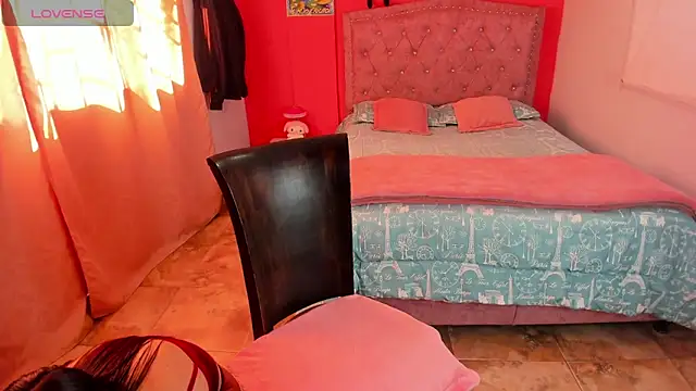 Sofia Hot Latina online show from 05-07-26, 07:06