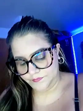 Bonny rousse01 online show from 04-17-26, 12:30