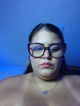 Snapshot of Bonny_rousse01 chatting on 06-06-26, 12:43 Bonny rousse01 online show from 06-06-26, 12:43