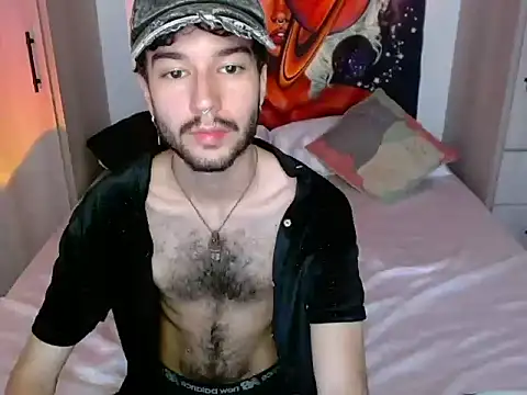 Snapshot of Adrien_polo chatting on 06-09-26, 11:06 Adrien polo online show from 06-09-26, 11:06