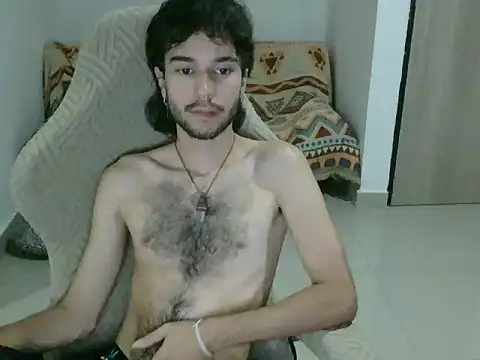 Snapshot of Adrien_polo chatting on 04-10-26, 01:34 Adrien polo online show from 04-10-26, 01:34