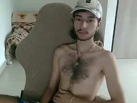 Snapshot of Adrien_polo chatting on 04-08-26, 02:40 Adrien polo online show from 04-08-26, 02:40