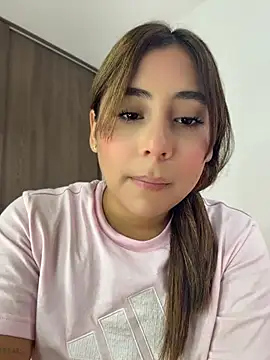 Snapshot of MelodyRey__ chatting on 07-12-26, 10:21 MelodyRey online show from 07-12-26, 10:21